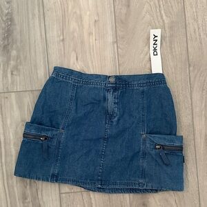 NWT $36 DKNY Blue Denim Girls Skirt Size Medium